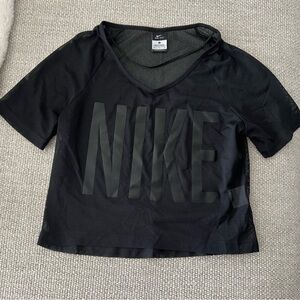 Nike Black Graphic Crop T-Shirt